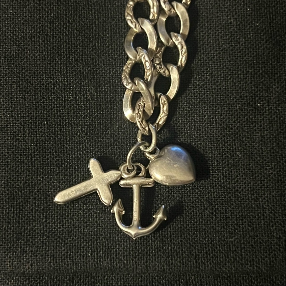 Sterling Silver Charm Bracelet with Cross, Anchor & Heart.  Faith, Hope & Love. - Picture 2 of 8